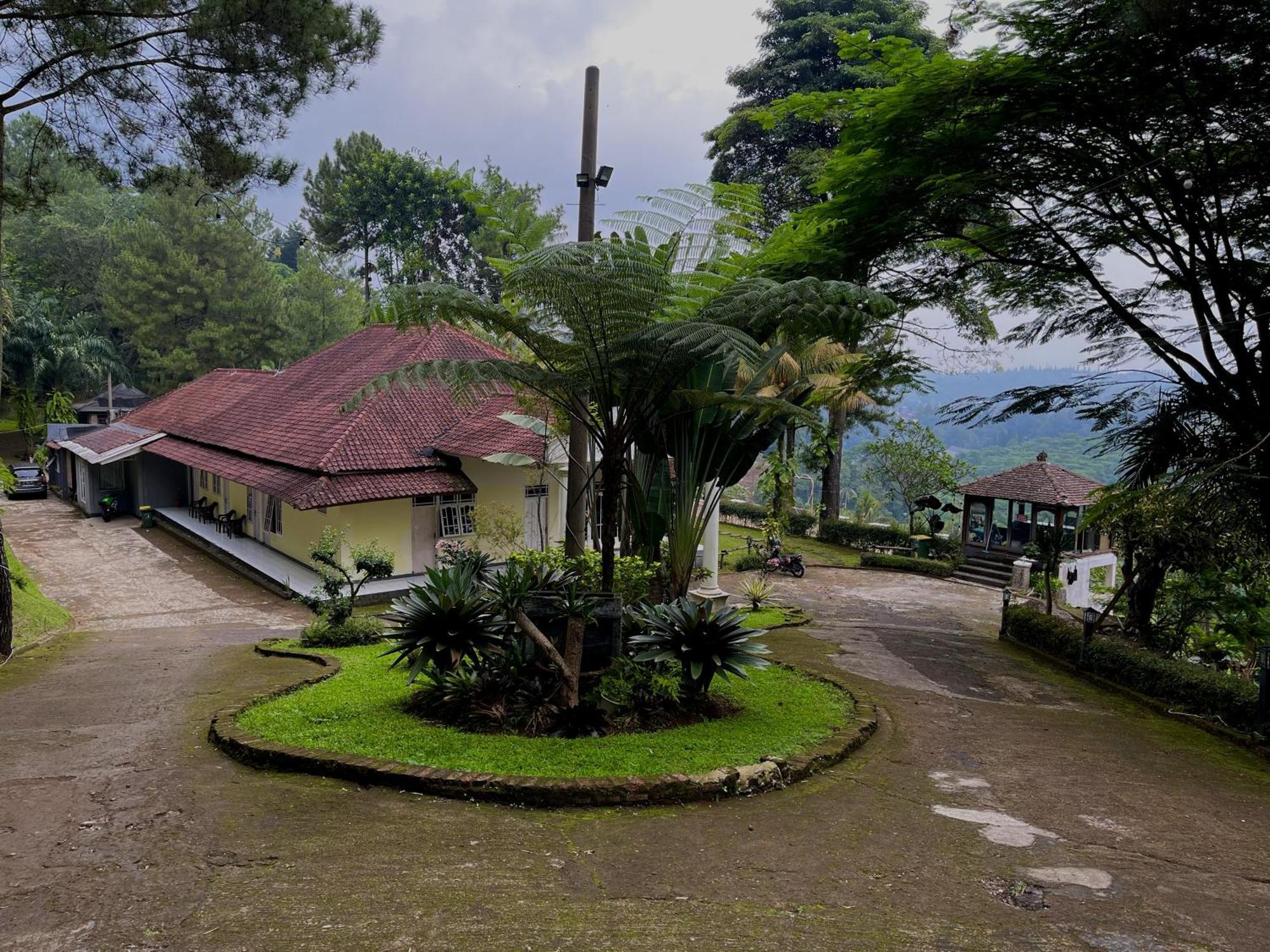 Jcc Villas, Puncak Cipayung  Kültér fotó